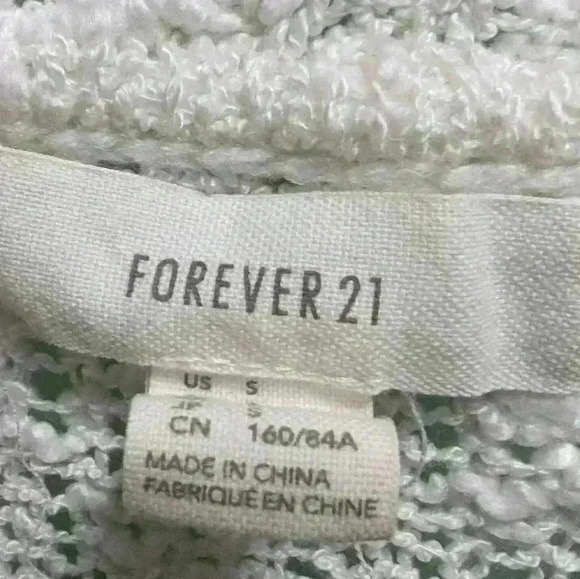 Forever 21 Sweater Size S - Picture 2 of 3